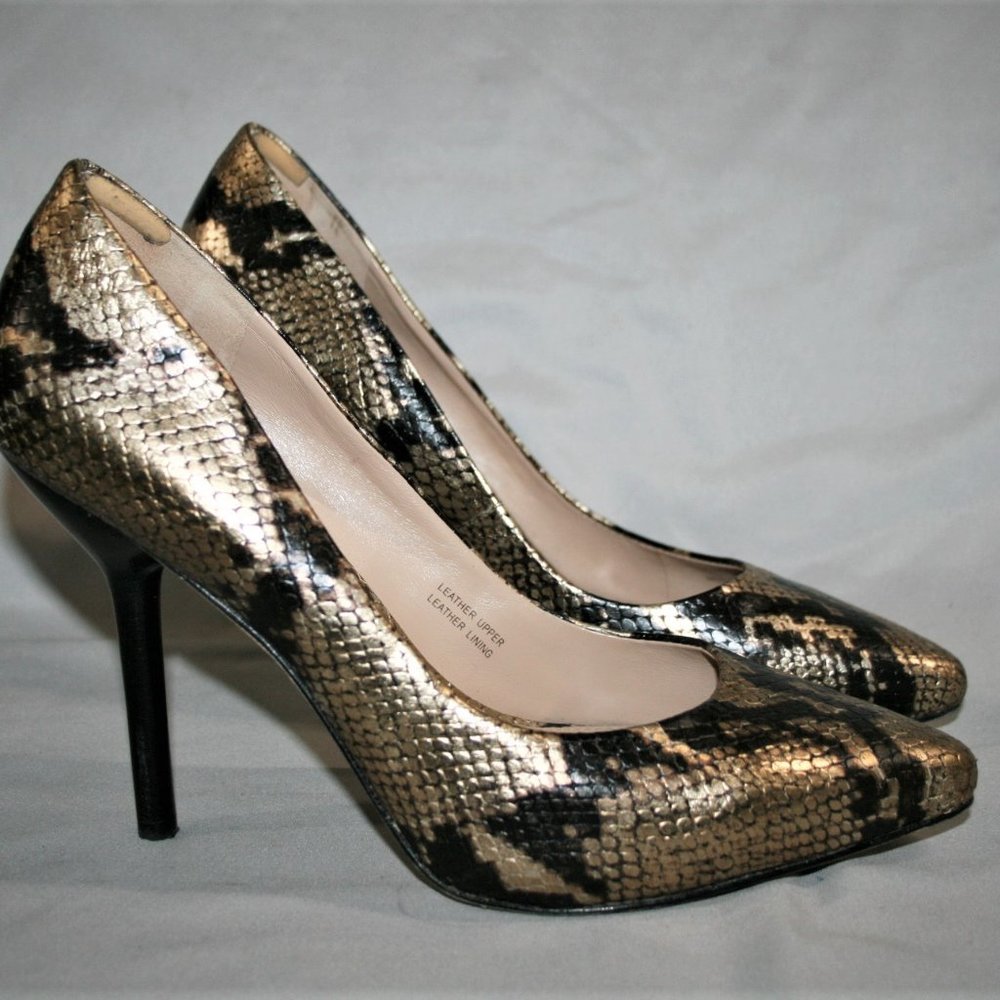 Via Spiga Gold Lizard Print Leather Pumps  Size 9